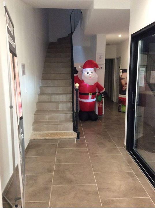 Local commercial - 128 m² - 5 pièces