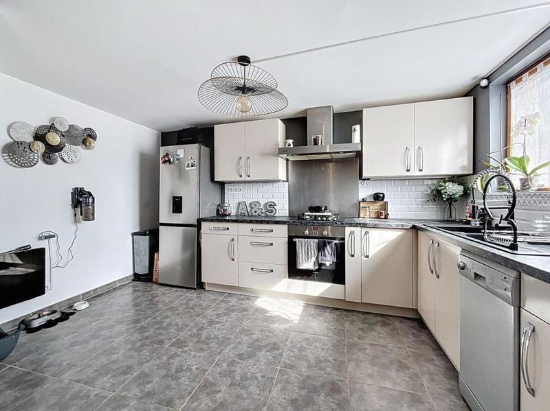 Maison - 117 m² - 6 pièces