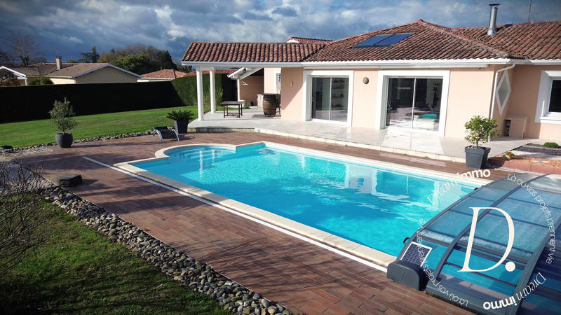 Maison - 162 m² - 5 pièces