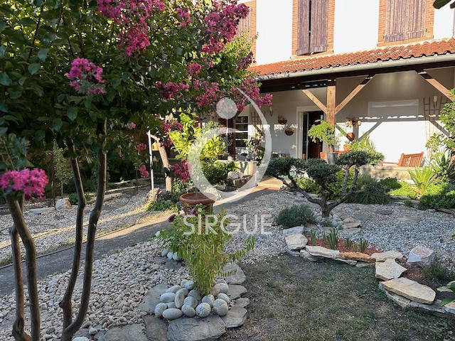 Maison - 165 m² - 6 pièces