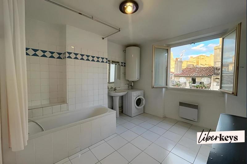 Appartement - 74 m² - 2 pièces