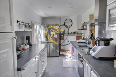 Maison - 103 m² - 4 pièces