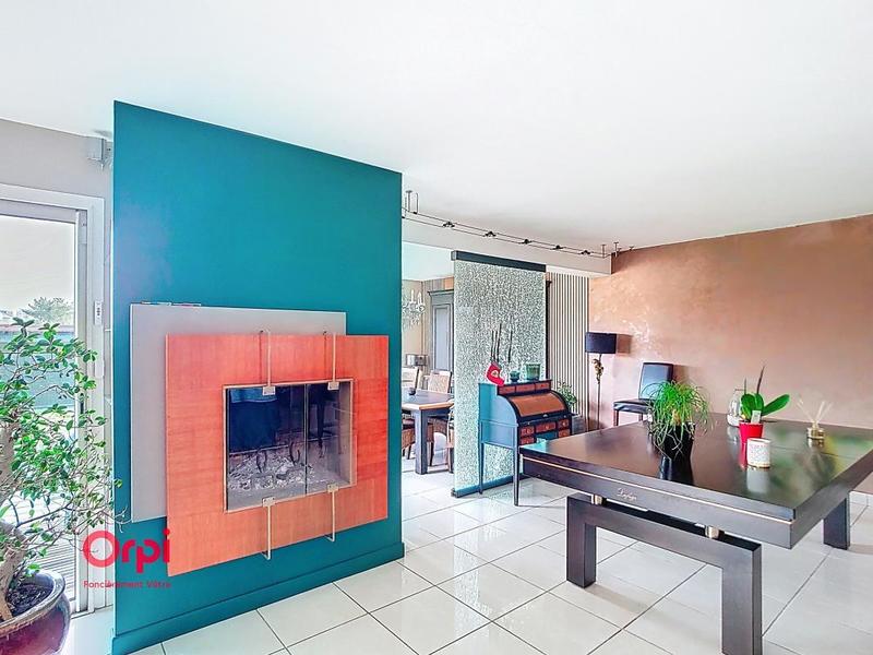 Maison - 210 m² - 6 pièces