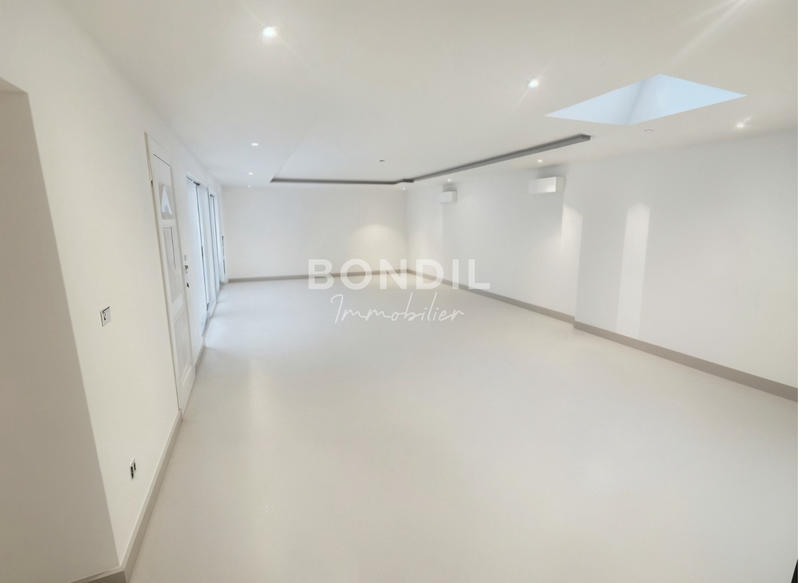 Appartement - 155 m² - 5 pièces