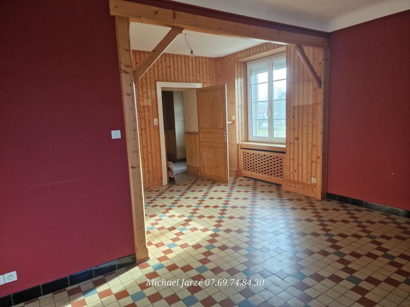 Maison - 98 m² - 5 pièces