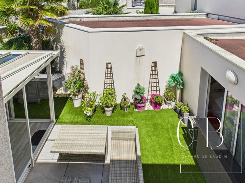 Maison - 102 m² - 4 pièces