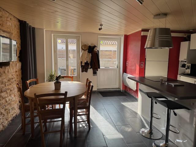 Maison - 92 m² - 3 pièces