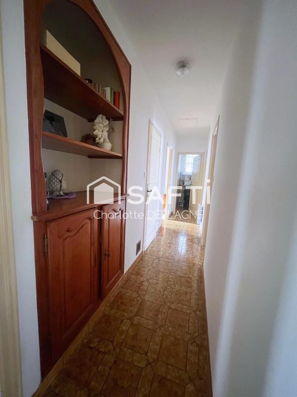 Maison - 196 m² - 9 pièces