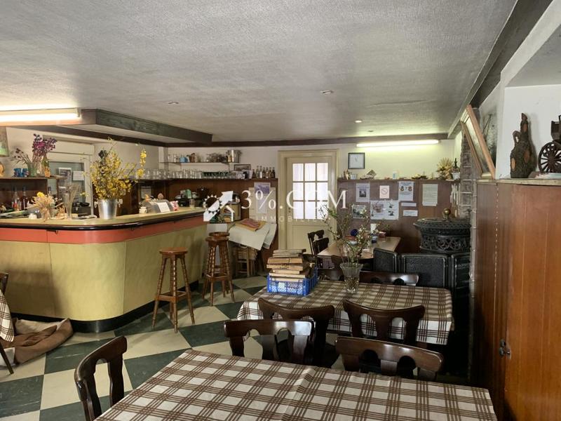 Maison - 290 m² - 13 pièces