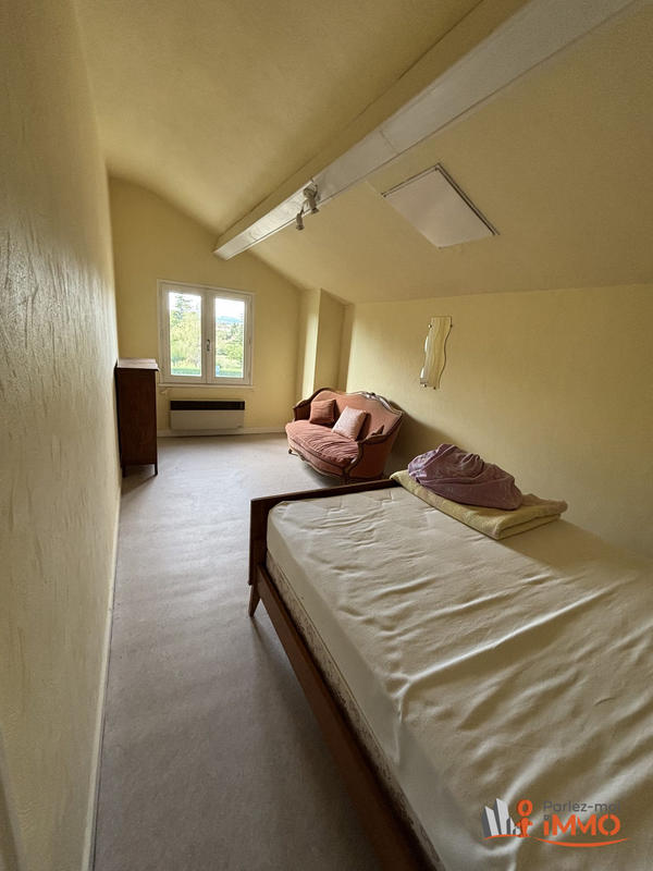 Maison - 155 m² - 8 pièces