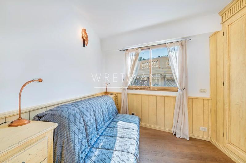 Appartement - 144 m² - 6 pièces