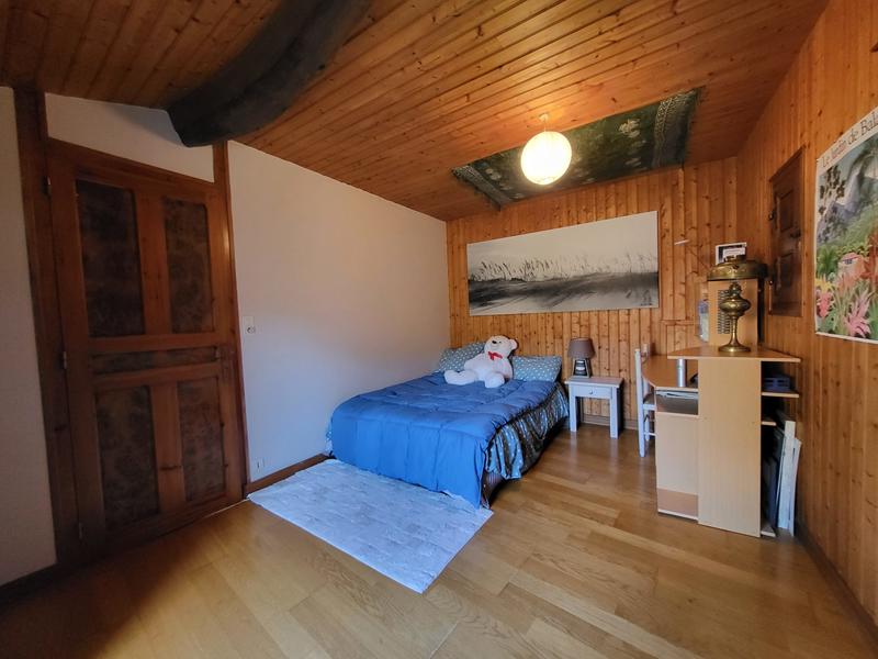 Maison ancienne - 239 m² - 9 pièces