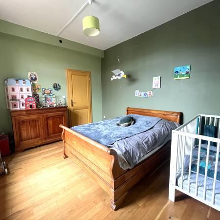 Maison - 218 m² - 10 pièces