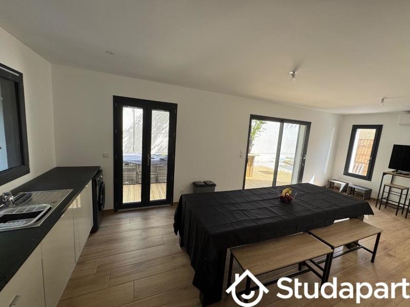 Chambre - 17 m² - 1 pièce