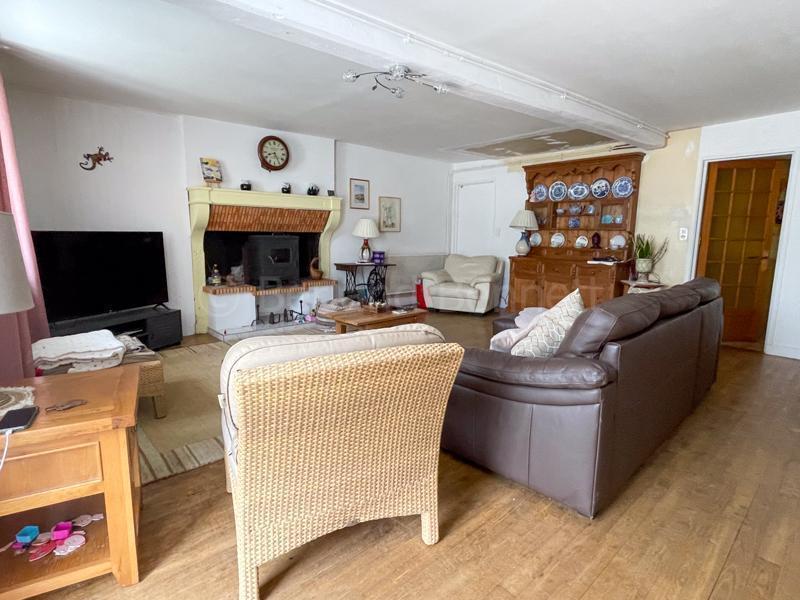 Maison en pierre - 143 m² - 6 pièces