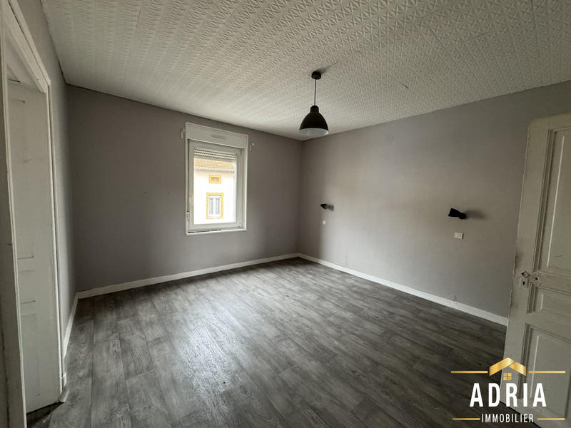 Maison ancienne - 161 m² - 8 pièces