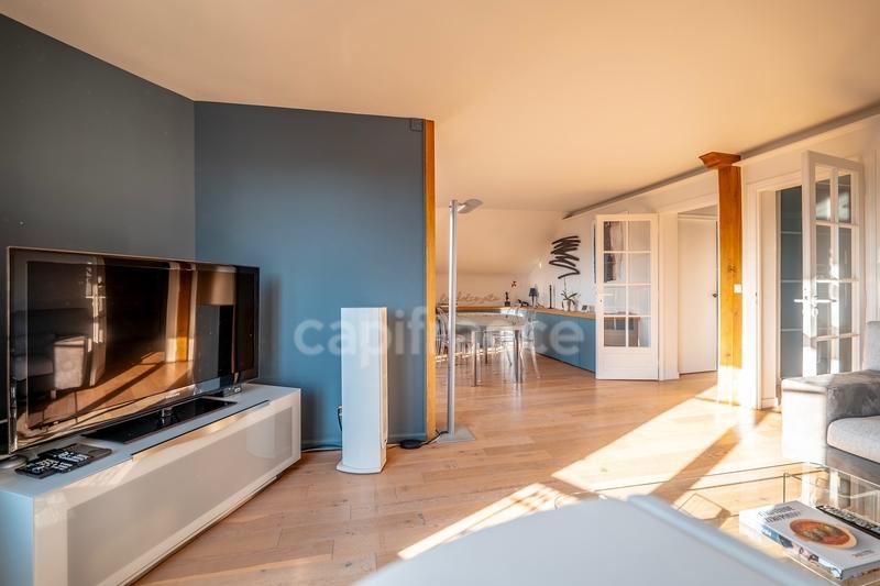 Appartement ancien - 129 m² - 6 pièces