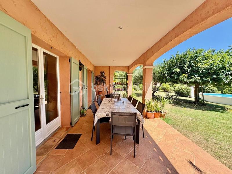 Maison traditionnelle - 120 m² - 4 pièces