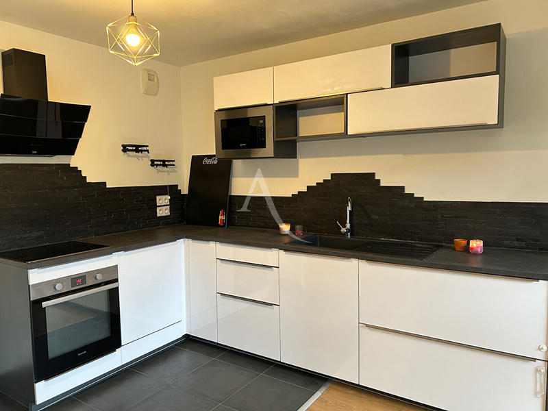 Appartement - 65 m² - 3 pièces