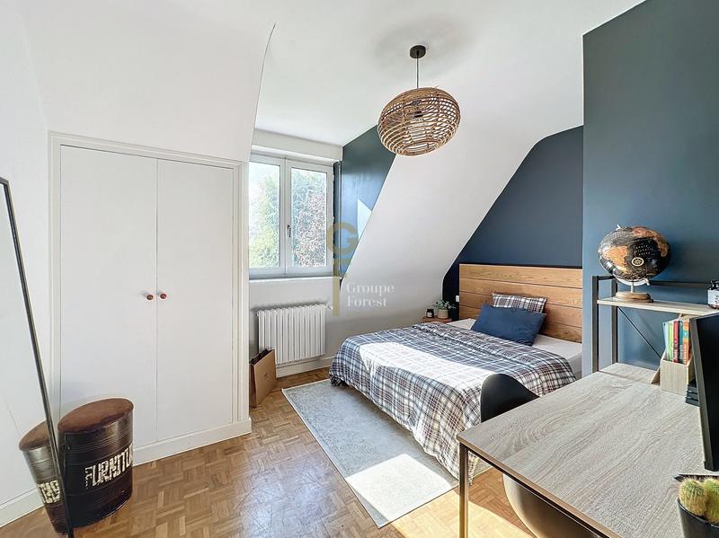 Maison - 212 m² - 7 pièces