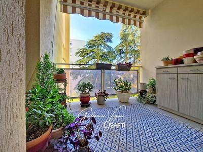 Appartement - 95 m² - 4 pièces