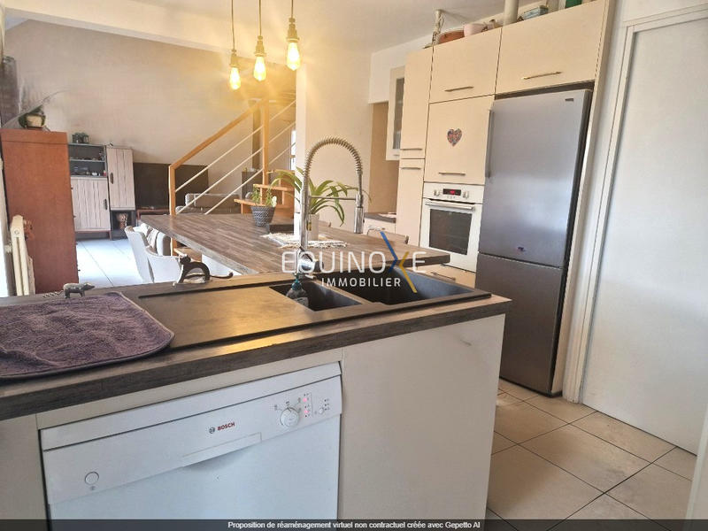 Maison - 166 m² - 6 pièces