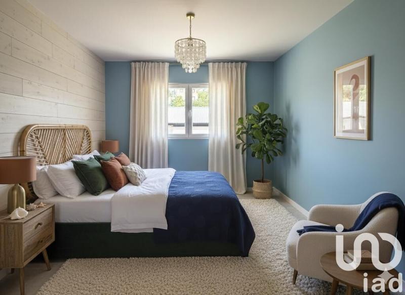 Maison - 90 m² - 5 pièces