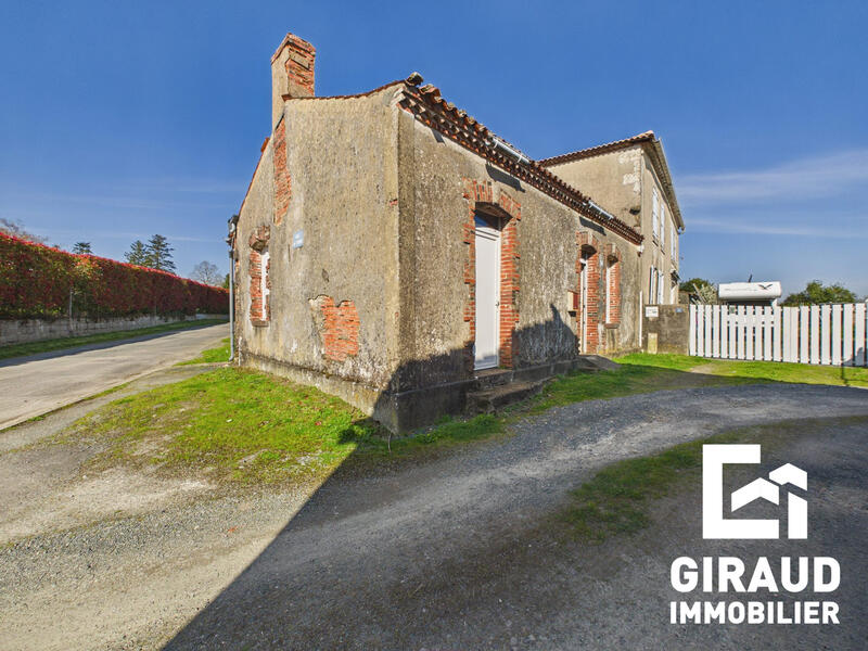 Maison ancienne - 170 m² - 4 pièces