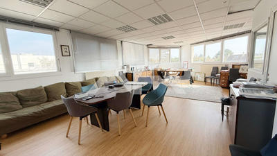Bureau - 184 m²
