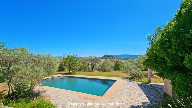 Villa - 204 m² - 5 pièces