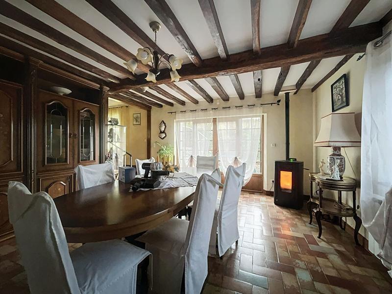 Maison - 223 m² - 8 pièces