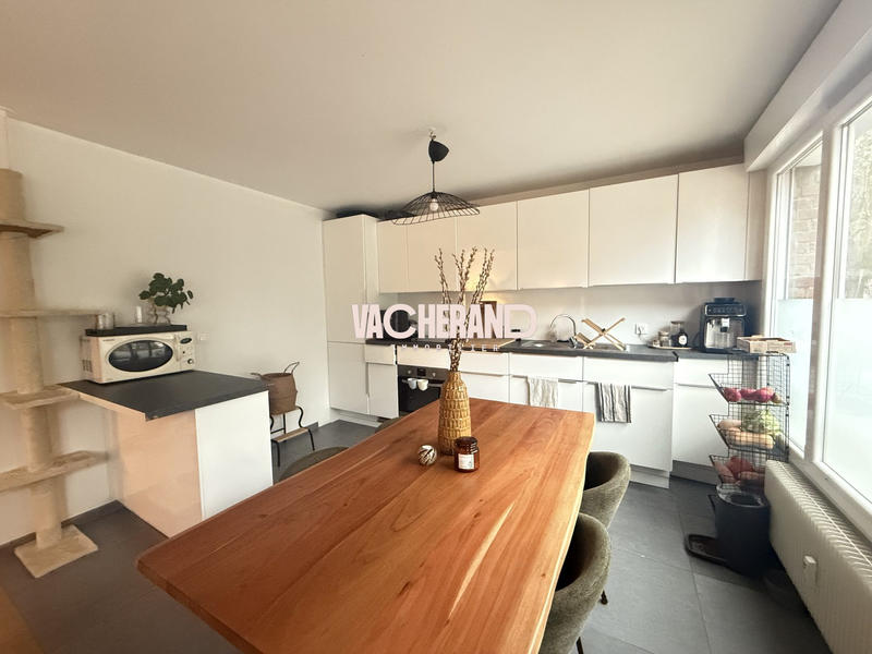 Appartement - 79 m² - 4 pièces