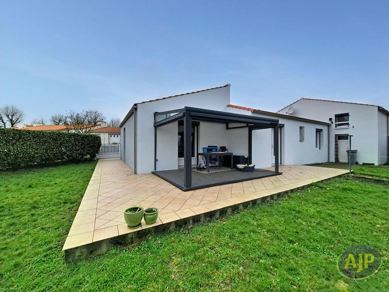 Maison - 105 m² - 5 pièces