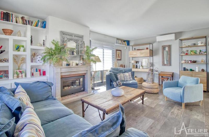 Maison - 204 m² - 8 pièces