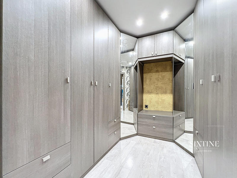 Ferme - 302 m² - 8 pièces