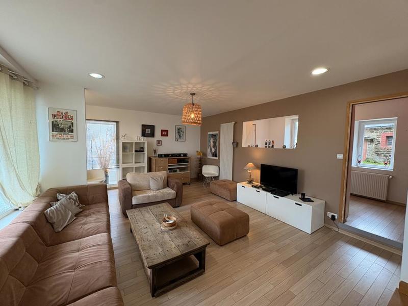 Maison en pierre - 170 m² - 8 pièces