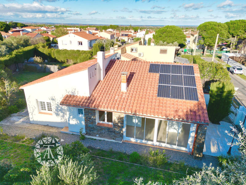 Villa - 97 m² - 4 pièces