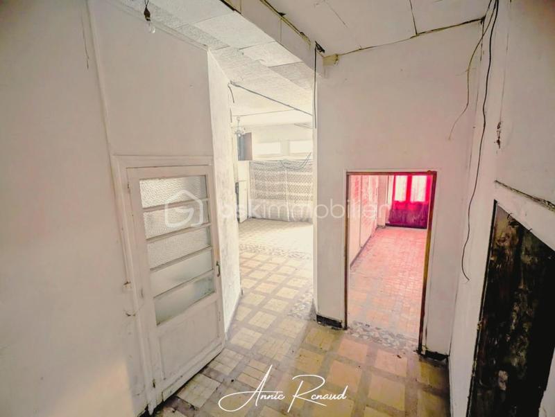 Maison - 240 m² - 7 pièces