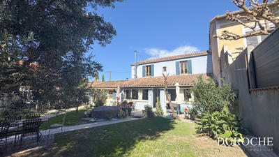 Maison - 179 m² - 6 pièces