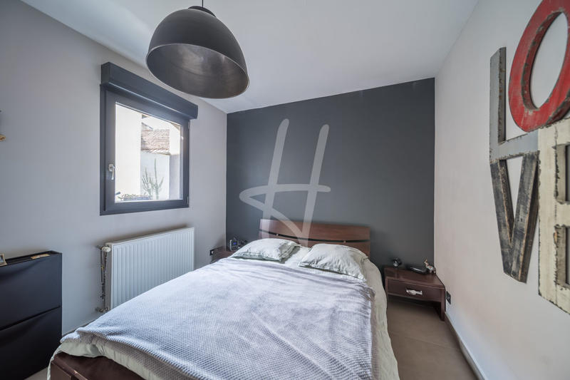 Loft - 85 m² - 4 pièces