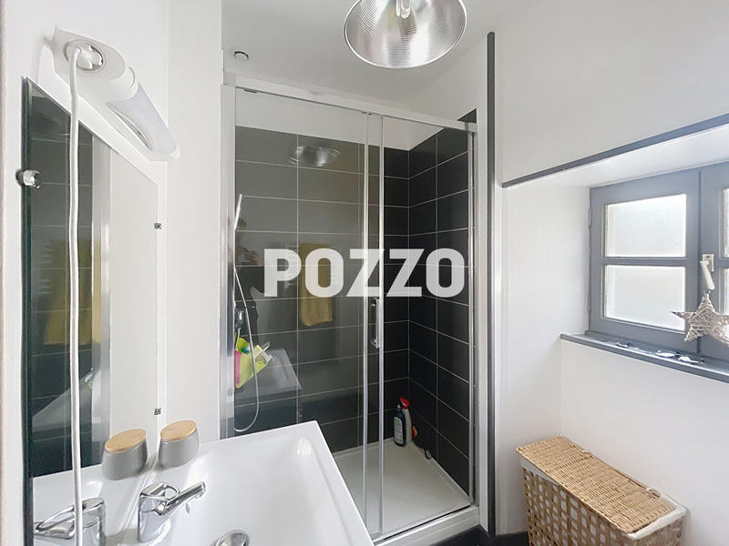 Maison - 143 m² - 7 pièces