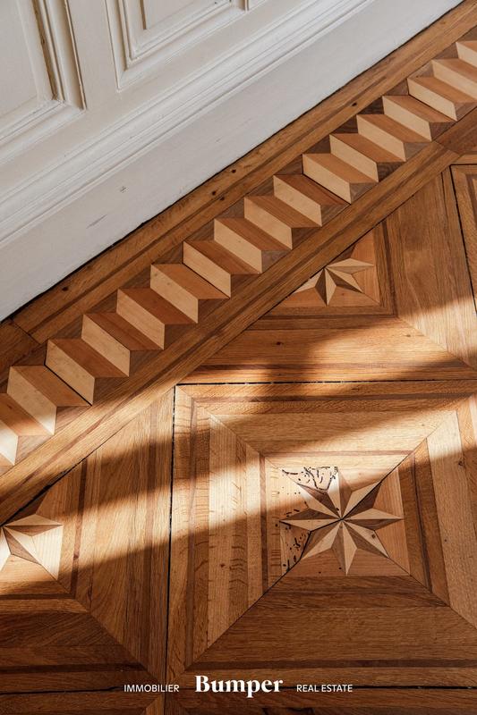 Appartement - 190 m² - 5 pièces