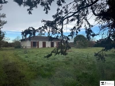 Maison traditionnelle - 123 m² - 5 pièces