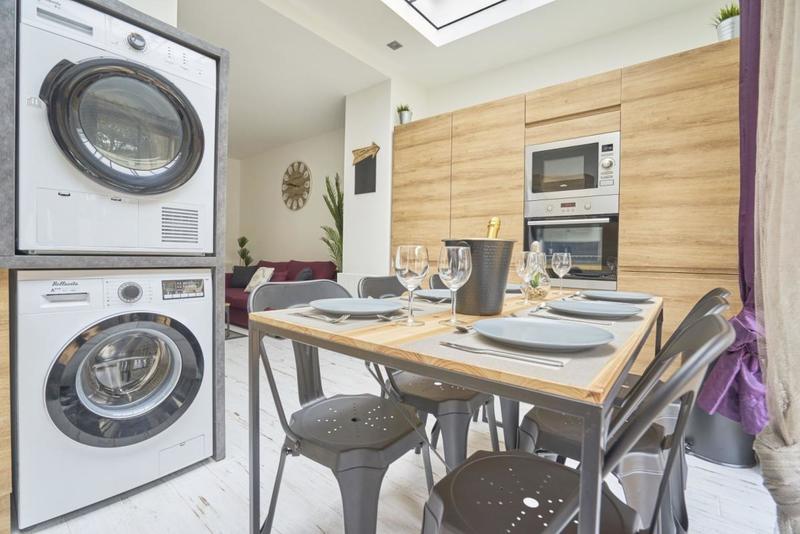 Maison - 94 m² - 6 pièces