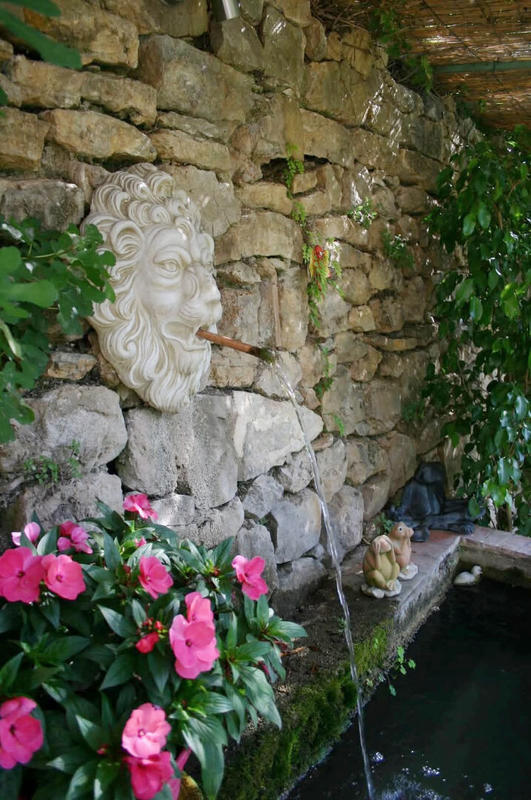 Maison - 272 m² - 9 pièces