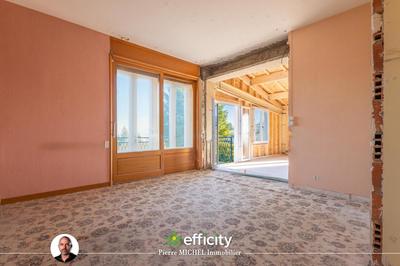 Appartement - 80 m² - 3 pièces