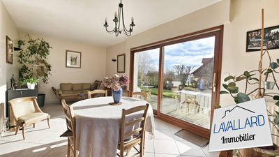 Maison - 178 m² - 8 pièces