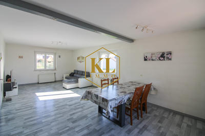 Maison - 148 m² - 7 pièces