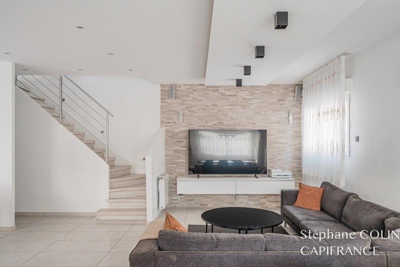 Maison - 156 m² - 7 pièces