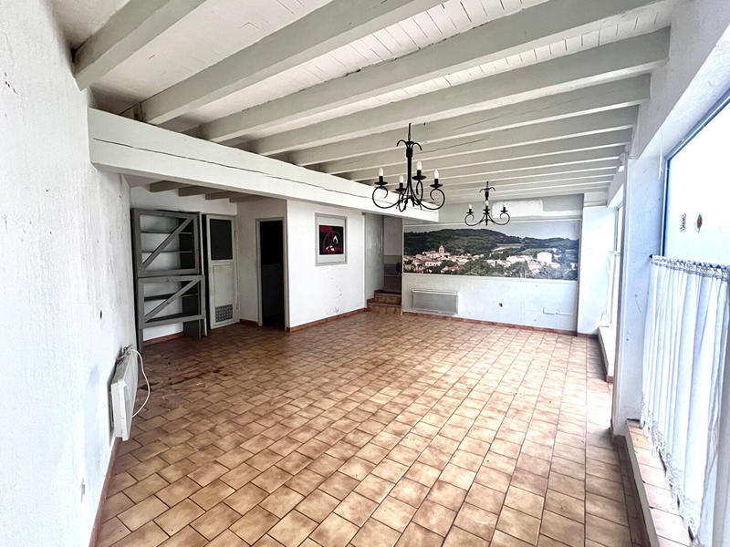 Maison - 171 m² - 6 pièces